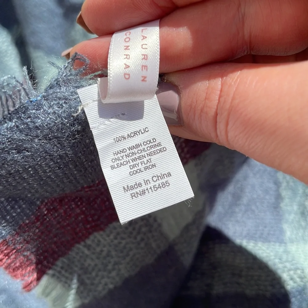 LC Lauren Conrad - Plaid Blanket Square Scarf